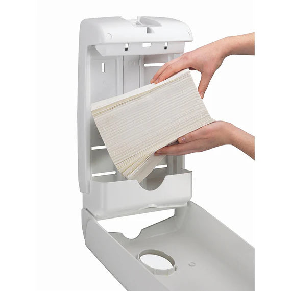 0025 Premium Compact Interleaved hand towel 2400 sheets (1)
